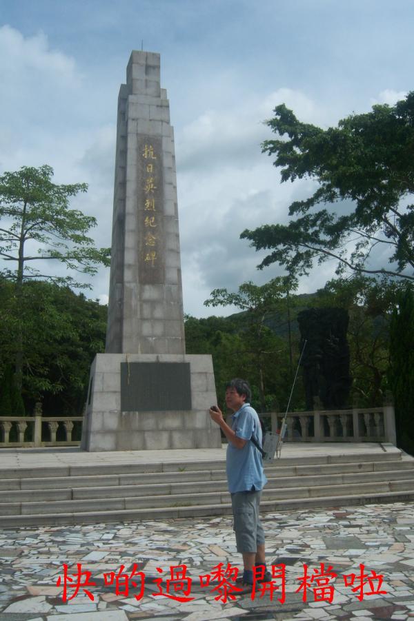 0100-05.jpg